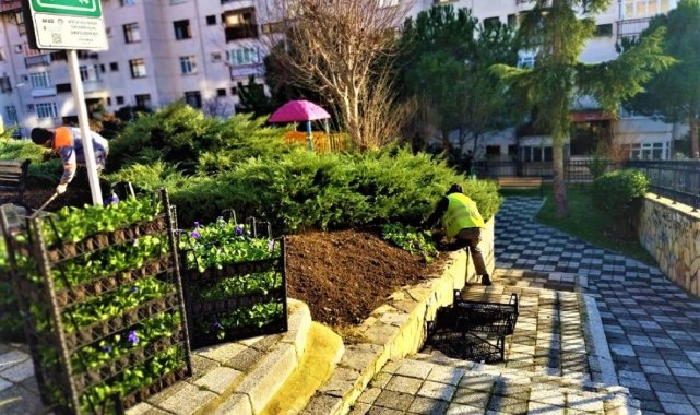Maltepe'de park ve bahçelere son dokunuşlar yapılıyor