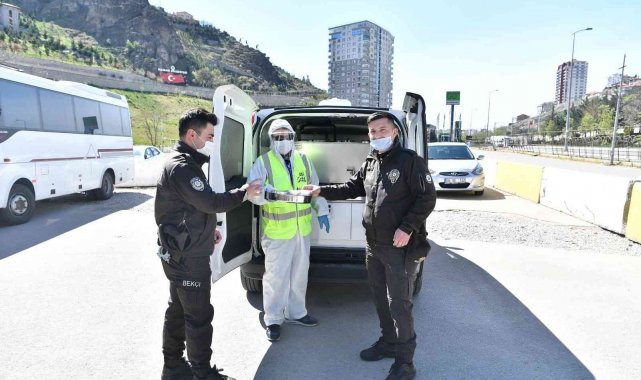 Mamak Belediyesi 1 yılda 773 bin bardak çorba dağıttı