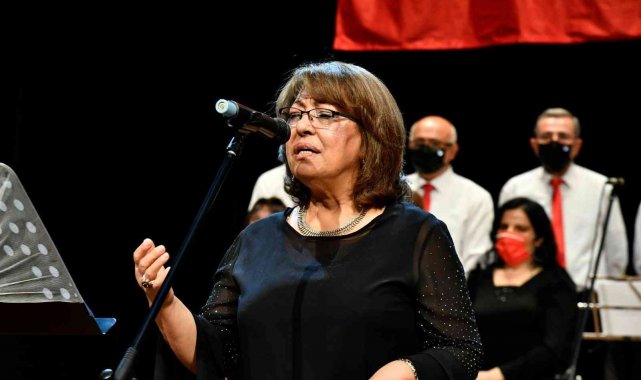 Mamak'ta özel güne özel konser