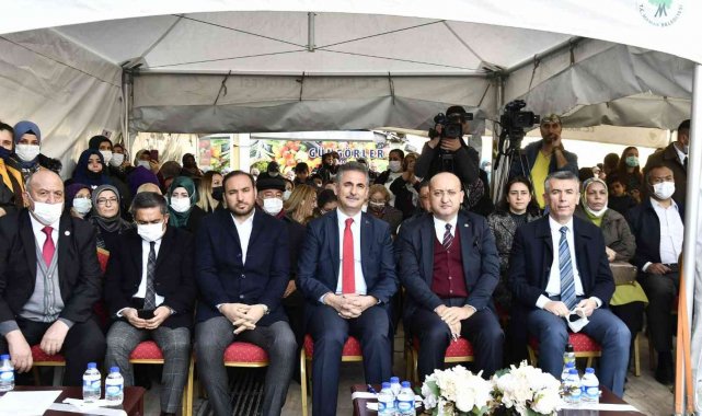 Mamak'taki "Akdere Bilim Sanat Merkezi" hizmete açıldı