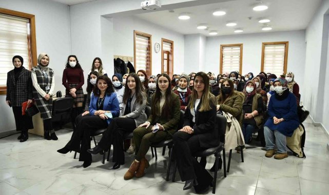 Mamaklı kadınlar sağlık seminerinde buluştu