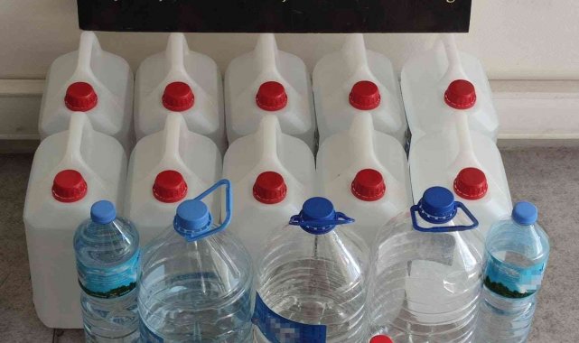 Manisa'da 57 litre kaçak alkol ele geçirildi