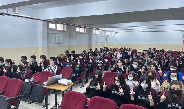 Manisa'da öğrencilerin okuma hızını yüzde 300 arttıracak eğitim