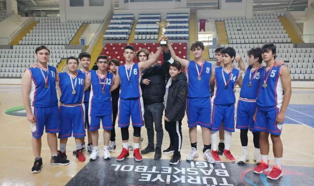 Manisa&#039;da okul sporlarında 5 branşta müsabakalar tamamlandı