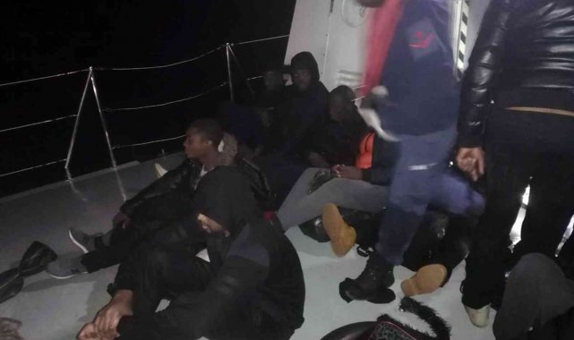 Marmaris&#039;te 29 düzensiz göçmen kurtarıldı