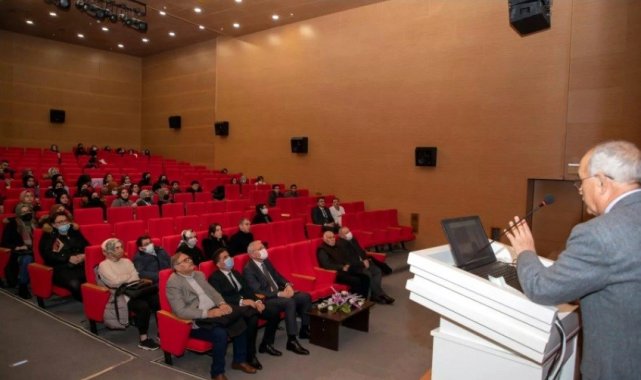 Mehmet Akif Ersoy 85. ölüm yıl dönümünde anıldı