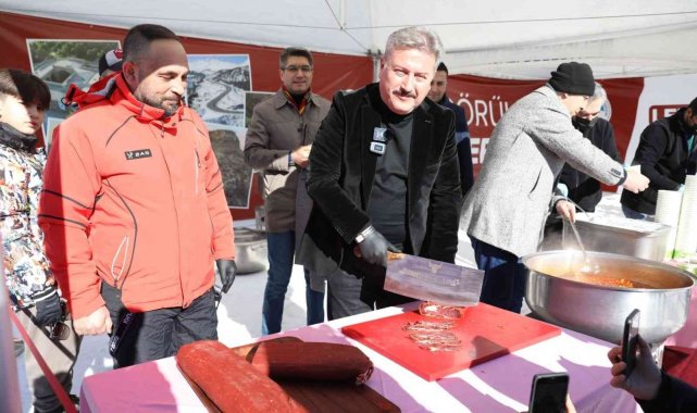 Melikgazi Erciyes&#039;te Kayseri lezzetlerini tanıttı