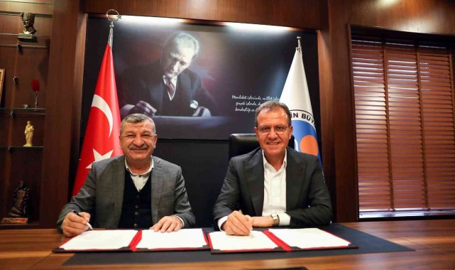 Mersin Büyükşehir Belediyesinde &#039;sosyal denge tazminatı sözleşmesi&#039; imzalandı