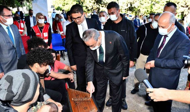 Mersin Üniversitesinde 'Genç Ofis' açıldı