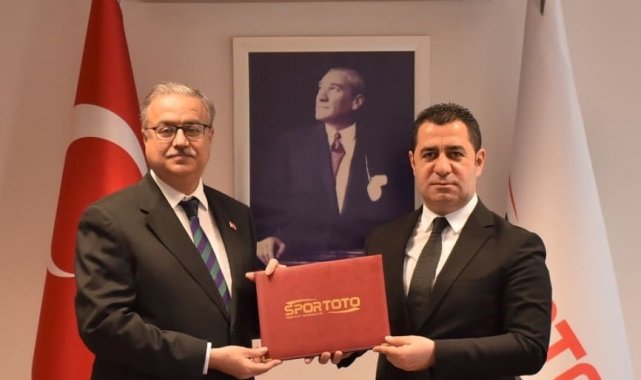 Mersin&#039;e 4 gençlik merkezi yapılacak