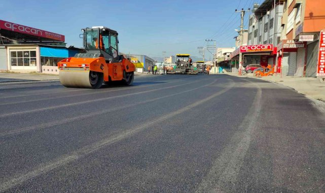 Mersinli Ahmet Bulvarı yenilendi