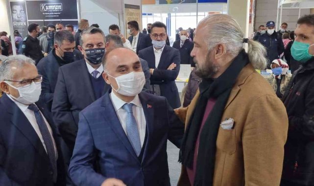 Mete Yarar'dan Vali Günaydın'a övgü