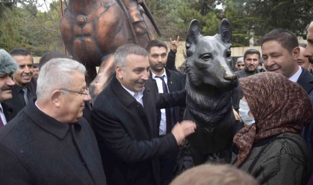 MHP MYK üyesi Alperen: "36 yılda terörle mücadeleye yaklaşık 1 milyon trilyon dolar harcandı"