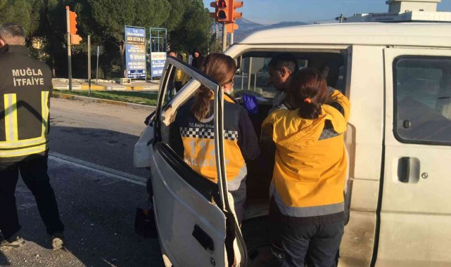 Milas'ta trafik kazası: 1 yaralı