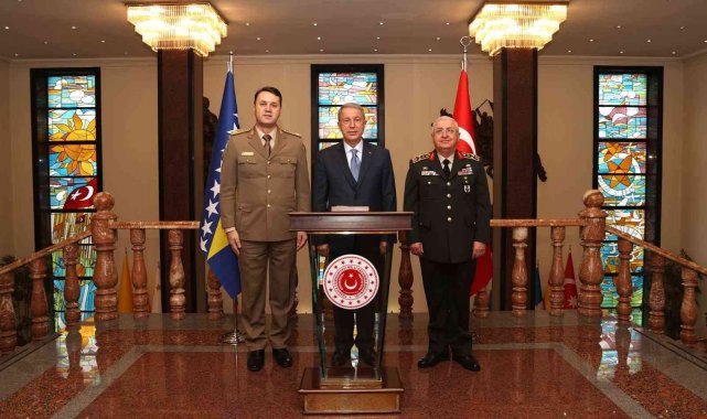 Milli Savunma Bakanı Akar, Bosna Hersek Genelkurmay Başkanı Masovic'i kabul etti