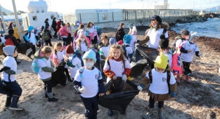 MİNİKLER İŞ BAŞINDA