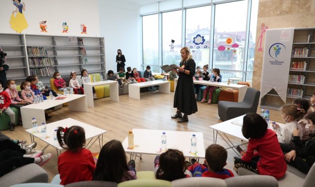 Miniklerden 'Masal Saati' etkinliğine yoğun ilgi