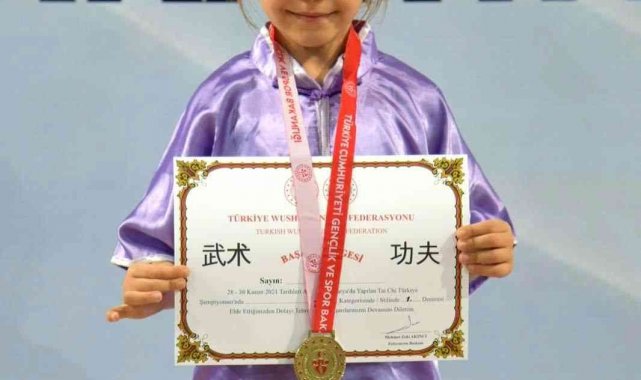 Mira Özaktı, Türkiye Şampiyonu oldu