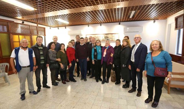 Modern Sanatlar Galerisi'nde 'Kuşaktan kuşağa Antalyalılar' karma sergisi