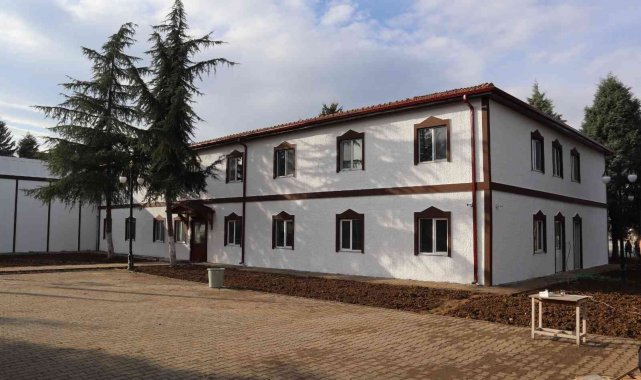 Modern tesis için son rötuşlar