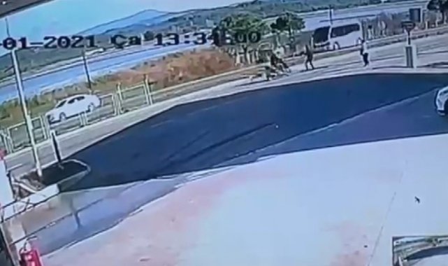 Motosiklet yayaya böyle çarptı