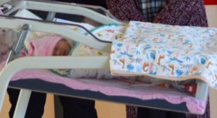 Muğla Eğitim ve Araştırma Hastanesi Tüp Bebek Merkezinin ilk bebeği Zeynep dünyaya geldi.