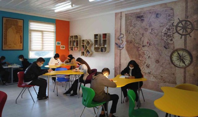 Muğla'da kütüphanesiz okul kalmadı