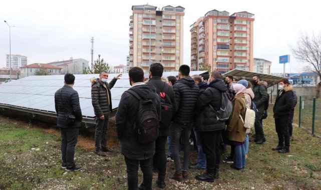 Mühendis adaylarından ÇEDAŞ kampüsündeki GES&#039;e teknik gezi