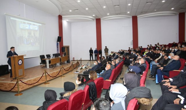 Muhtarlara, "İstişare ve Bilgilendirme Toplantısı"