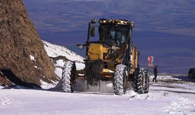 Muş'ta 10 köy ve 21 mezra yolu ulaşıma açıldı