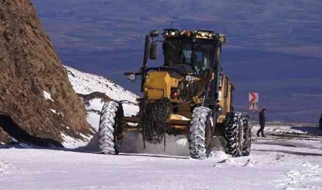 Muş'ta 10 köy ve 21 mezranın yolu ulaşıma kapandı