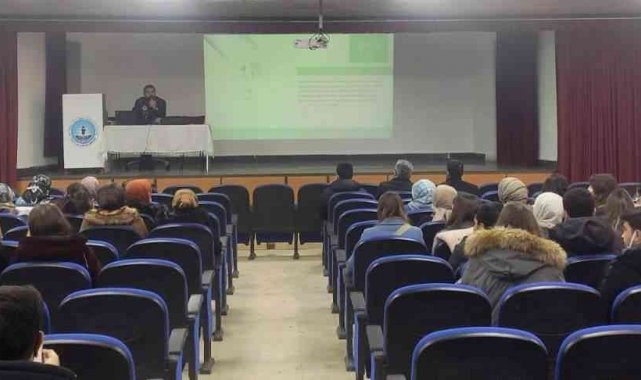 Narkotik polisi Özalp'ta kamu kuruluşları çalışanlarına yönelik 'Narkorehber' faaliyetleri hakkında bilgilendirme yaptı