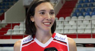 Naz Aydemir Akyol milli takıma veda etti