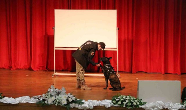 NEVÜ'de "Geleceğini Uyuşturma" Konulu Seminer Düzenlendi