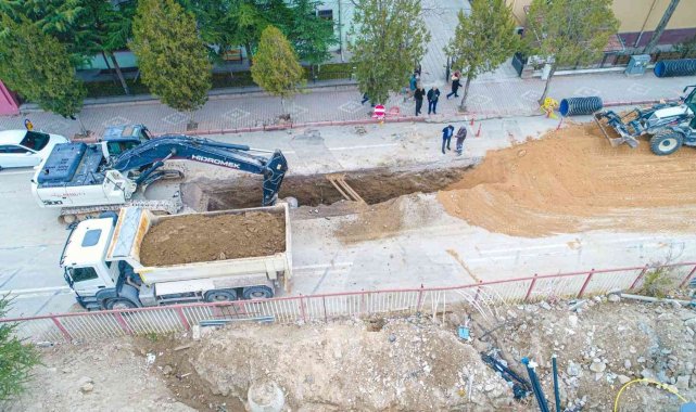 Niğde'de Yağmur Suyu Hatları düzenleniyor