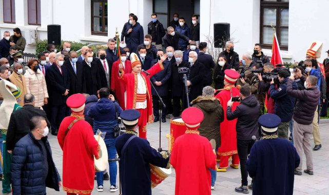 Nijer Başbakanı Sakarya'da mehteranla karşılandı