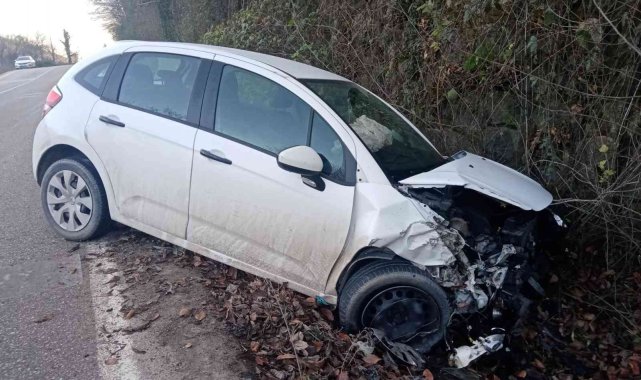 Nöbetten çıkan hemşireler kaza yaptı: 2 yaralı