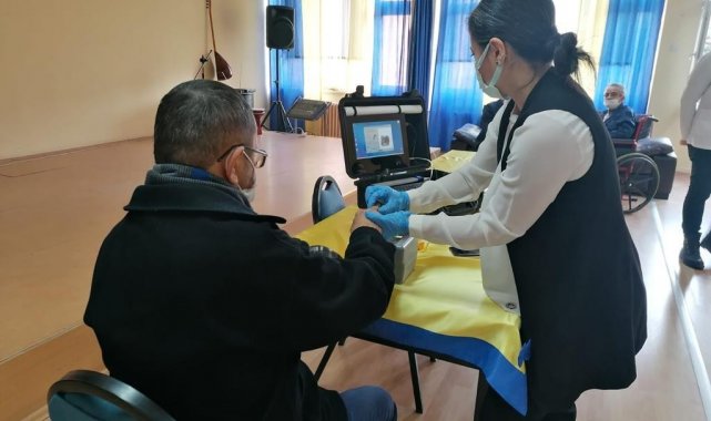 Nüfus hizmeti yaşlılarımızın ayağına götürülüyor