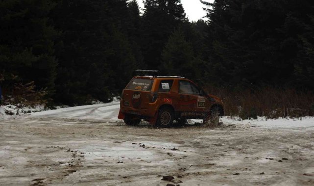 Off-road sporcuları zorlu parkurda zamanla yarıştı