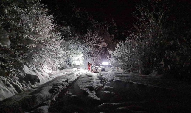 Off-Road tutkunları, kapalı yolları araçları ile açtı