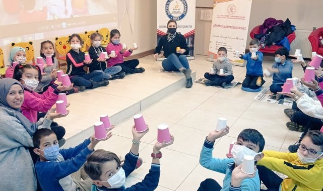 Öğrencilere oyun ve müziklerle ritim yaptı