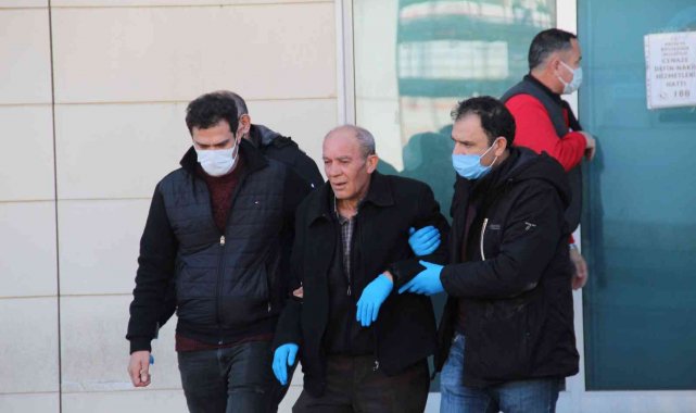 Olay yerinde koşup cenazesine sarıldığı eşinin tabutunu morgdan gözyaşlarıyla aldı