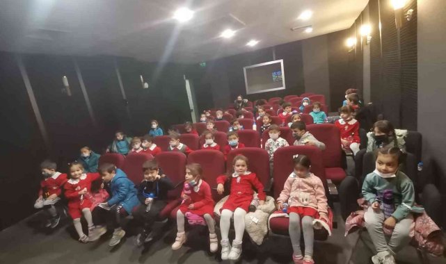 Önce kitap okudular ardından sinema keyfi yaşadılar