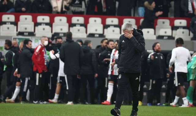 Önder Karaveli, gözyaşlarını tutamadı