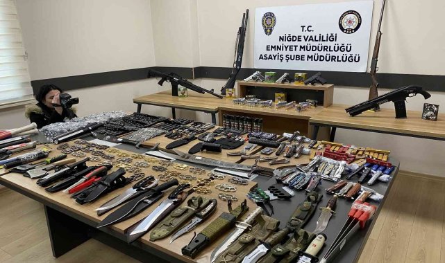 Operasyonda 747 adet silah ve kesici alet ele geçirildi