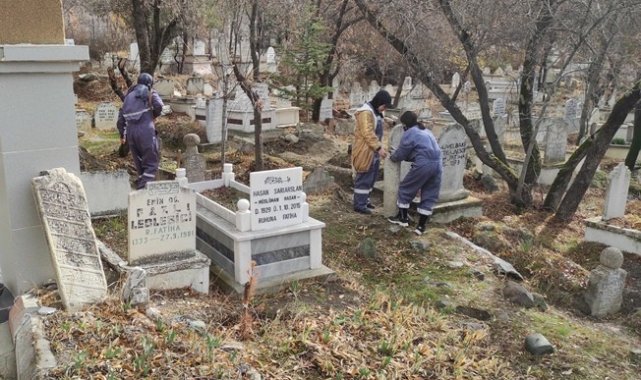 Osmanlı dönemine ait mezar taşları restore ediliyor