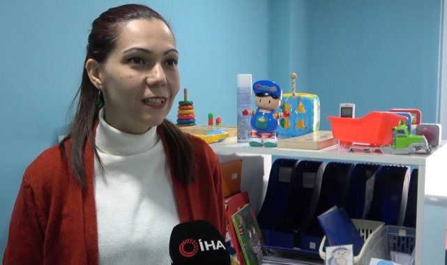 Otizmli çocuğu için bin kilometre yol kat edip Diyarbakır&#039;a geldi