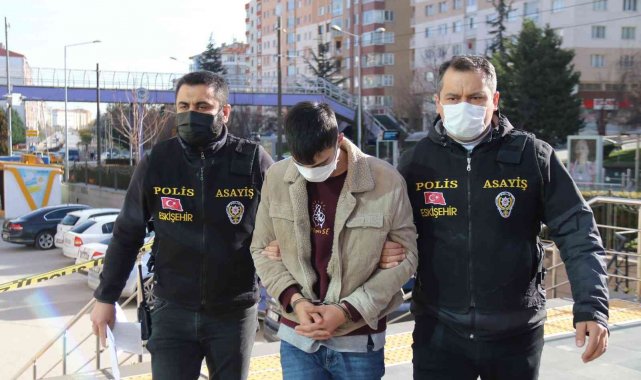 Otomobille bir kadına çarparak ölümüne neden olan sürücü tutuklandı