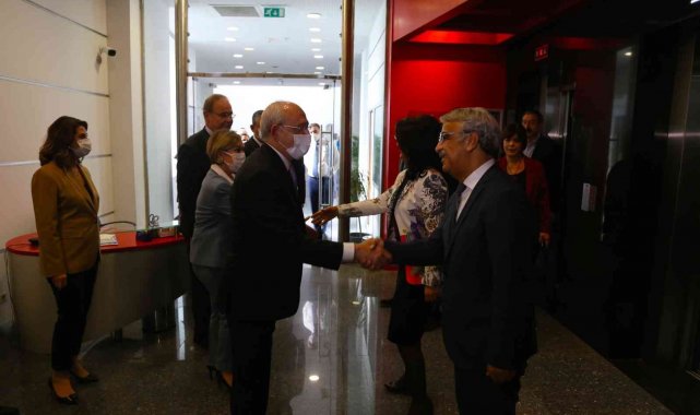 Pervin Buldan ve Mithat Sancar'dan CHP'ye ziyaret