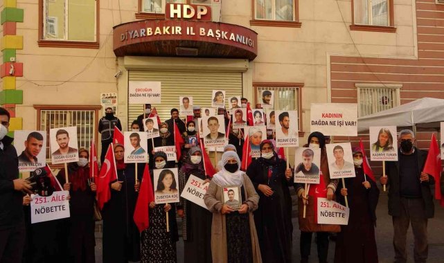 PKK ve HDP karşısında ailelerin direnişi 859'uncu günde, aile sayısı 251 oldu